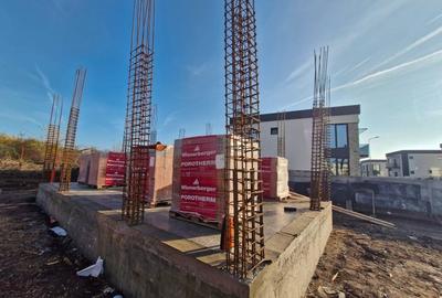 Vila lux, str Pădurii-Lebada, 5 camere, 3 bai, curent 380 kw, COMISION  0padurii - 8