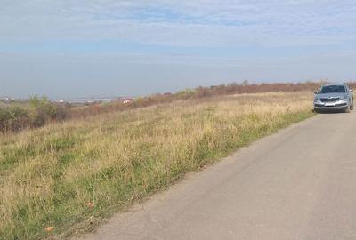 Teren de 5500 mp, în Bârnova - 2