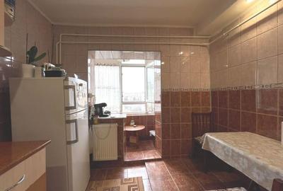 Apartament cu 2 camere decomandat, mobilat în Dacia - 8