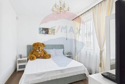 Casă cu 5 camere cu Teren 220 Mp în Central - 7