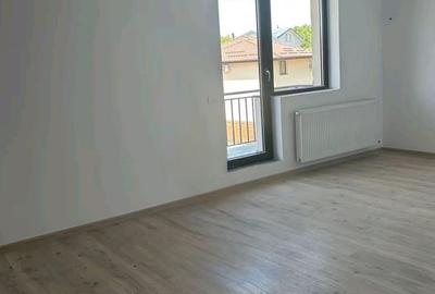 Apartament cu 2 camere decomandat în Titan - 2
