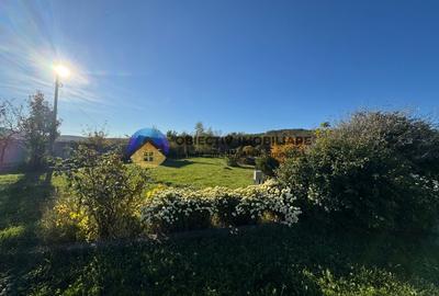 Pensiune de vanzare impreuna cu 11.500 mp teren - 1