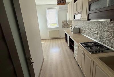 Apartament cu 2 camere decomandat în E3 - 7