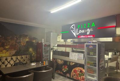 Spațiu comercial, de 65 mp, în Central