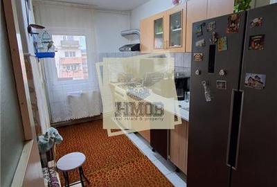 Apartament cu 3 camere decomandat în Turnișor - 3