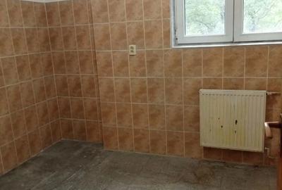 Apartament cu 3 camere decomandat în Sălaj - 2