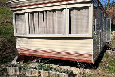 Casă cu 4 camere în Central - 1