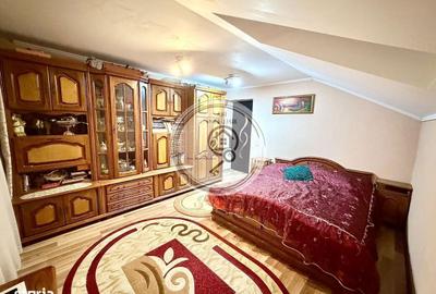 Casă cu 4 camere în Central - 3