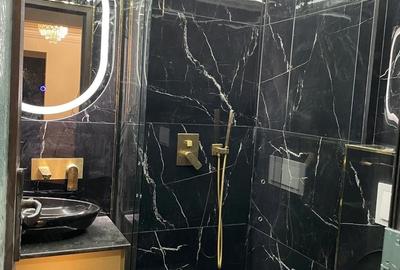 Apartament cu 4 camere decomandat în Semicentral - 1