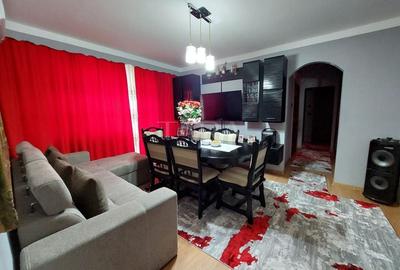 Apartament cu 4 camere semidecomandat, mobilat în Mănăștur