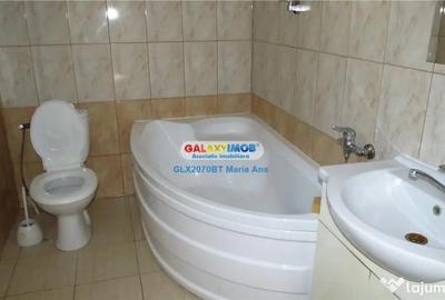 Casă cu 3 camere cu Teren 5000 Mp în Central - 4