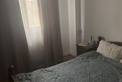 Apartament cu 2 camere decomandat în Frații Golești - 1