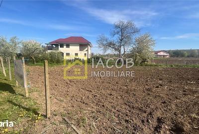Teren de 2554 mp, în Prăjești - 1