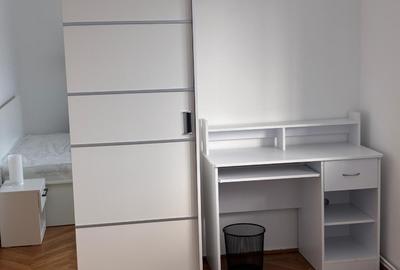Proprietar  inchiriez ap 3 camere decomandate str Donath - 1