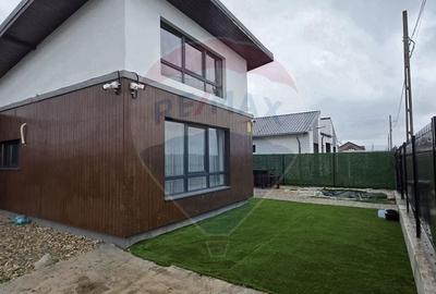 Casă cu 3 camere cu Teren 290 Mp în Tărtășești - 12