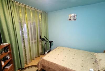 Apartament 3 camere, in Tg. Jiu, str. Victoriei, zona Mall - 1