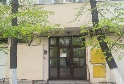 Apartament cu 3 camere decomandat în Tei - 2
