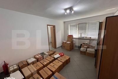 Spațiu comercial, de 80 mp, în Central - 6