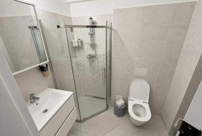 Apartament cu 3 camere decomandat în Tractorul - 8