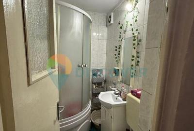 Zona Milcov , Garsoniera Renovata , 24 Mp , 30.000 EURO , Et - 5