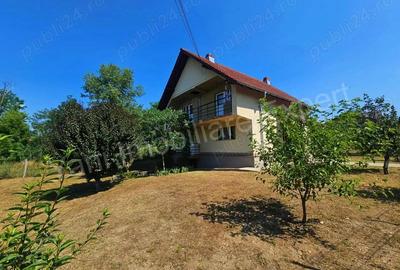 Casă cu 4 camere cu Teren 1960 Mp în Central - 10