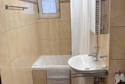 Apartament cu 3 camere decomandat în Aviatorilor - 8