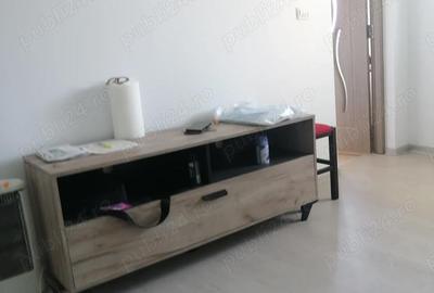 Garsonieră decomandată în Central