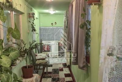 Apartament cu 2 camere, semidecomandat, confort 1 , Spita... - 7