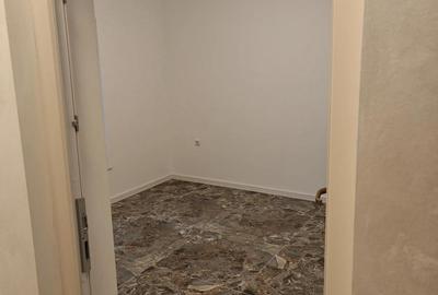 Casă cu 5 camere cu Teren 450 Mp în Central - 1