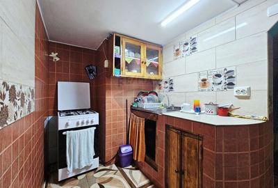 Casă individuală cu 5 camere cu Canalizare în Central - 24