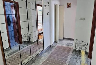 Apartament cu 2 camere, mobilat în Central - 1