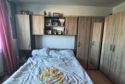 Apartament cu 2 camere decomandat în Km 4-5 - 7