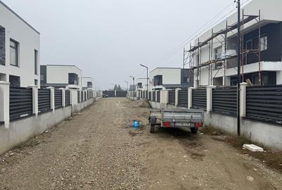 Casă cu 4 camere în Central - 2