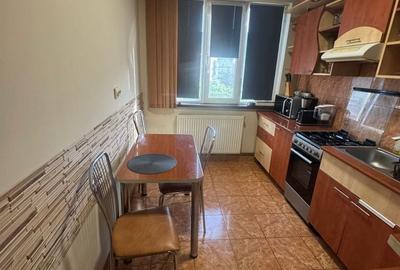 Apartament cu 4 camere semidecomandat în Central - 4
