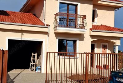 Casă cu 5 camere cu Teren 392 Mp în Dumbrăvița - 1