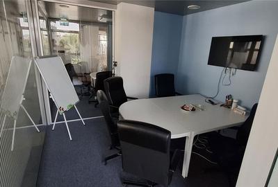 Spațiu comercial, de 270 mp, în Central - 7