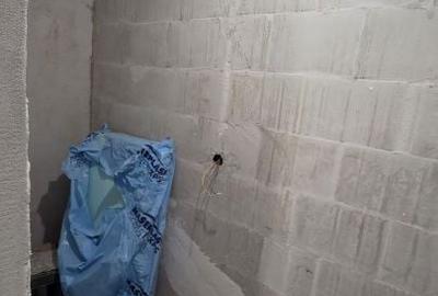 Casă cu 4 camere în Central - 1