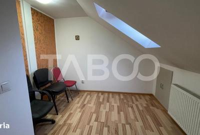 Apartament cu 4 camere decomandat în Terezian - 2
