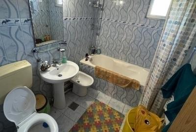 3 Camere Decomandat 81mp zona Nicolina 2 - 2