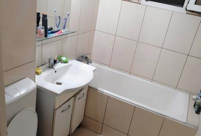 Apartament cu 3 camere semidecomandat, mobilat în Titan - 6