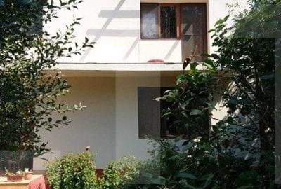 Casa 6 camere, 300 mp, teren, 750 mp, la 30m de lac, Mogosoaia