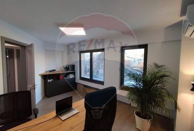Pta Unirii - 96 mp Spațiu de birouri / rezidential + 1 loc parcare - 9
