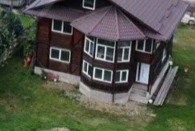 Casă cu 4 camere decomandat în Sud - 2