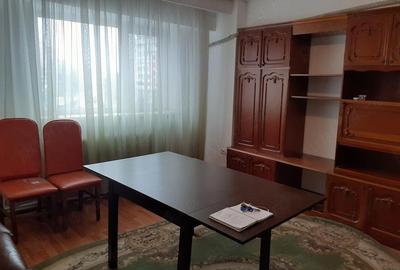 Apartament cu 3 camere decomandat în Barieră - 6