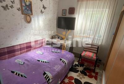 Casă individuală cu 3 camere cu Canalizare în Giulești - 3