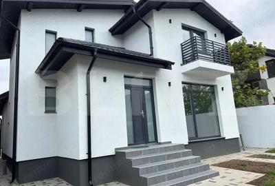 Casă cu Teren 350 Mp în Central - 1