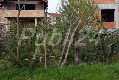 Casă cu 6 camere cu Teren 628 Mp în Ghiroda - 1