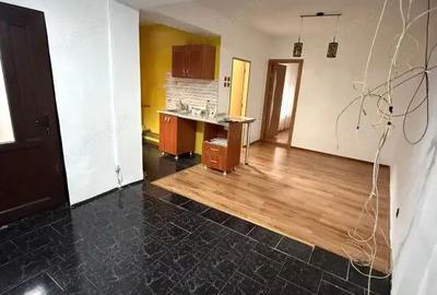 Casă cu 4 camere cu Teren 505 Mp în Central - 4