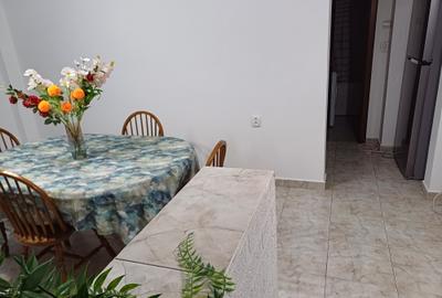 Tineretului -C.R.Motru -2 camere - 2