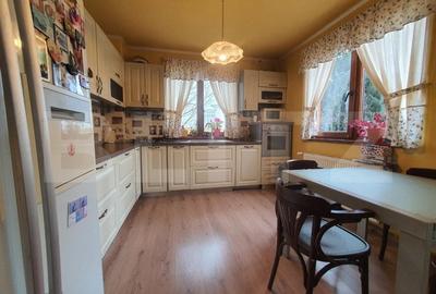 Casa duplex in Unirea, 6 dormitoare, 320 mp utili per unitate - 3